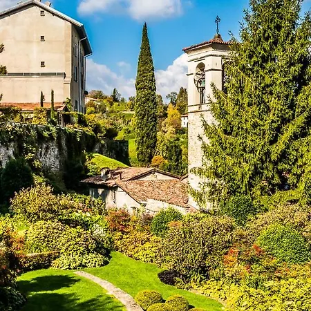 Bed & Breakfast Entro Le Mura 4*