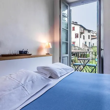 Entro Le Mura Nocleg ze śniadaniem 3*