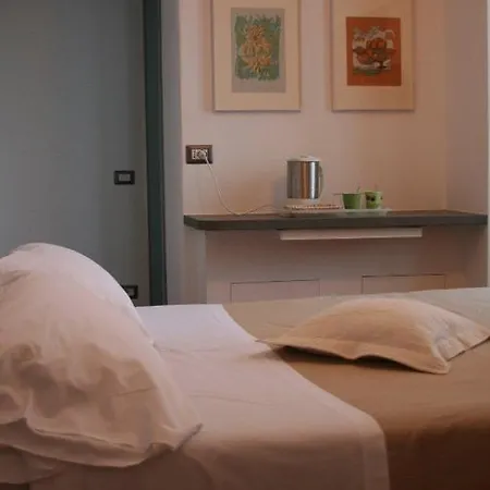 לינה וארוחת בוקר Entro Le Mura ברגמו