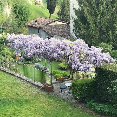 Entro Le Mura Nocleg ze śniadaniem